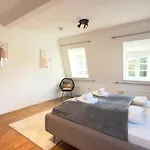 Apartmán Ludwigshome Apartmenthaus - Einzelapartments Mit Kostenfreiem Parkplatz, Wlan, Voll Ausgestatteter Kueche Ludwigsburg