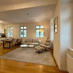 Ludwigshome Apartmenthaus - Einzelapartments Mit Kostenfreiem Parkplatz, Wlan, Voll Ausgestatteter Kueche Apartmán *