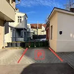 Ludwigshome Apartmenthaus - Einzelapartments Mit Kostenfreiem Parkplatz, Wlan, Voll Ausgestatteter Kueche Apartmán *