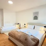 Apartmán Ludwigshome Apartmenthaus - Einzelapartments Mit Kostenfreiem Parkplatz, Wlan, Voll Ausgestatteter Kueche *
