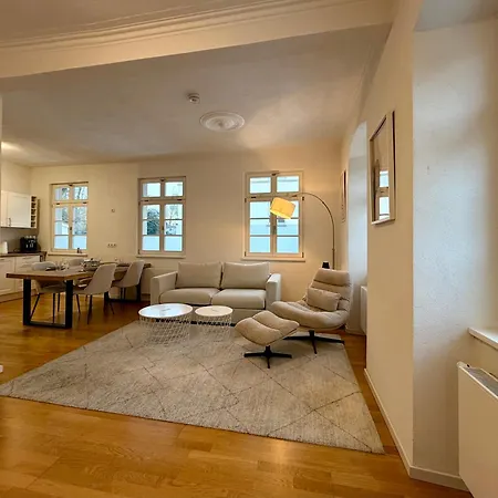 Ludwigshome Apartmenthaus - Einzelapartments Mit Kostenfreiem Parkplatz, Wlan, Voll Ausgestatteter Kueche 아파트 *