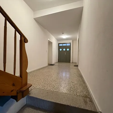 Ludwigshome Apartmenthaus - Einzelapartments Mit Kostenfreiem Parkplatz, Wlan, Voll Ausgestatteter Kueche * 路德维希堡