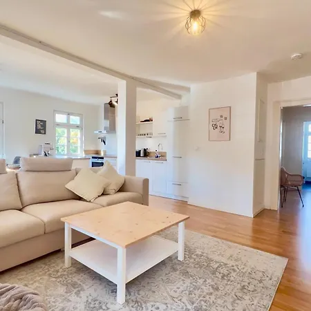 Ludwigshome Apartmenthaus - Einzelapartments Mit Kostenfreiem Parkplatz, Wlan, Voll Ausgestatteter Kueche